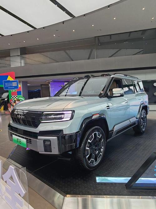 东莞191比亚迪方程豹硬派越野的爆款，英菲尼迪35周年与你共成长